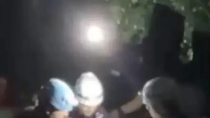 Momento en el que rescatan en Venezuela a un niño de 3 años tras terremotos