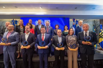 Seis empresas reciben reconocimiento por su desempeño comercial en el marco del acuerdo entre la Unión Europea y el CARIFORO