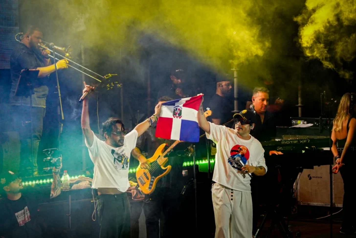 Servando y Florentino se reencontraron con sus fans más leales en un emotivo concierto en el Óvalo