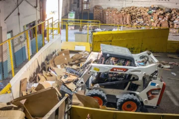 Industria del cartón impulsa reciclaje y exportaciones agrícolas en el país