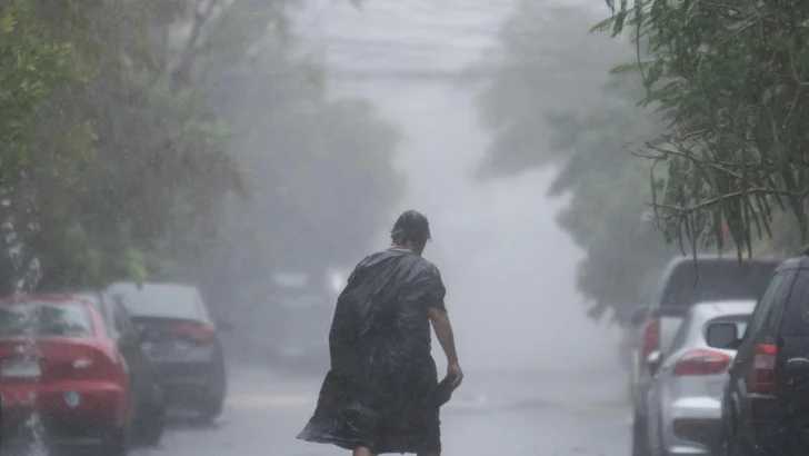 Tormenta Boris avanza por el Pacífico mexicano mientras se forma depresión tropical Tres-E Tormenta Boris avanza por el Pacífico mexicano mientras se forma depresión tropical Tres-E