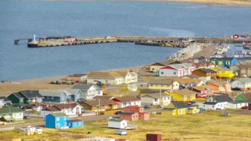 Francia muda un pueblo ante el aumento del nivel del mar en el Atlántico