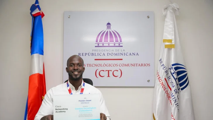 CTC reciben reconocimiento de Cisco por desempeño en formación tecnológica