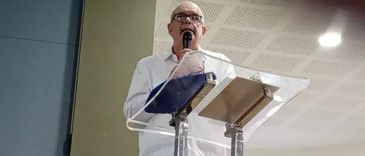 Presentan en El Seibo el libro 'Los del Monte', de Roberto Cassá