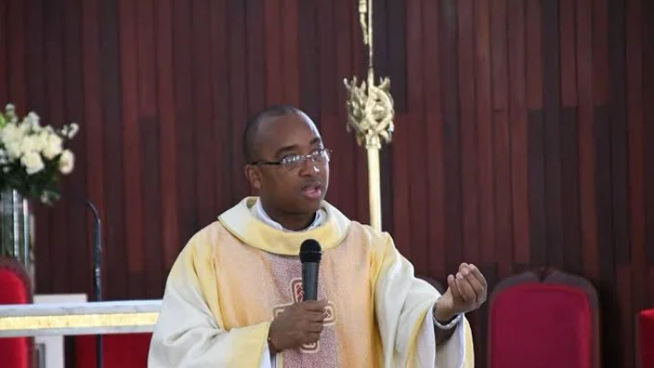 En Corpus Christi, sacerdote llama a frenar la ola de violencia en RD