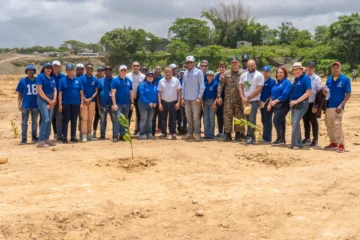 Proedemaren realiza jornada de reforestación en el río Haina por el Día Mundial del Medio Ambiente