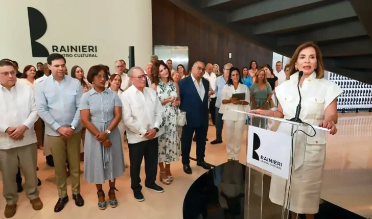 Centro Cultural Ranieri abre exposición de la familia Rizek Guerrero titulada El Mar como Territorio