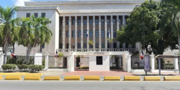 Educación remite a Hacienda los expedientes de obras reclamadas bajo la Ley 16-26