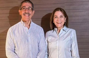 Carolina Mejía felicita a Jorge Asjana por su elección como rector de la UASD