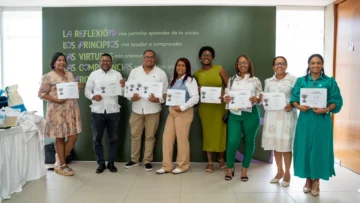 Docentes concluyen primer año del programa “Maestros Extraordinarios”