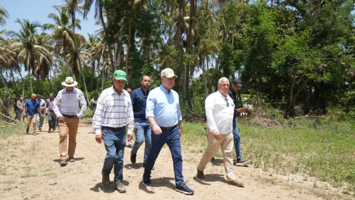 Agricultura prioriza el fortalecimiento del Proyecto La Cruz de Manzanillo para expandir la producción Agricultura prioriza el fortalecimiento del Proyecto La Cruz de Manzanillo para expandir la producción