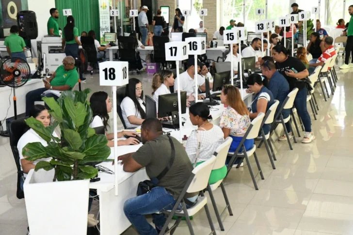 Vega Real cierra Expo Feria Madre Feliz con más de RD$2,506 millones en créditos Vega Real cierra Expo Feria Madre Feliz con más de RD$2,506 millones en créditos