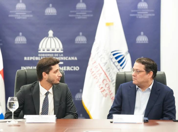 MICM y Uber Eats firman acuerdo para impulsar las mipymes a través de plataformas digitales