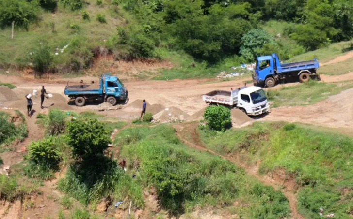 Extracción de arena en el lado haitiano del río Masacre genera alerta dominicana