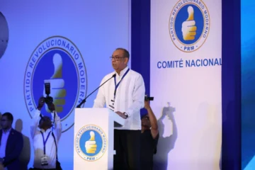 Deligne Ascención advierte al PRM sobre riesgos de fractura interna por aspiraciones particulares Deligne Ascención advierte al PRM sobre riesgos de fractura interna por aspiraciones particulares