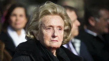 Adiós a Bernadette Chirac, una mujer de deber y poder