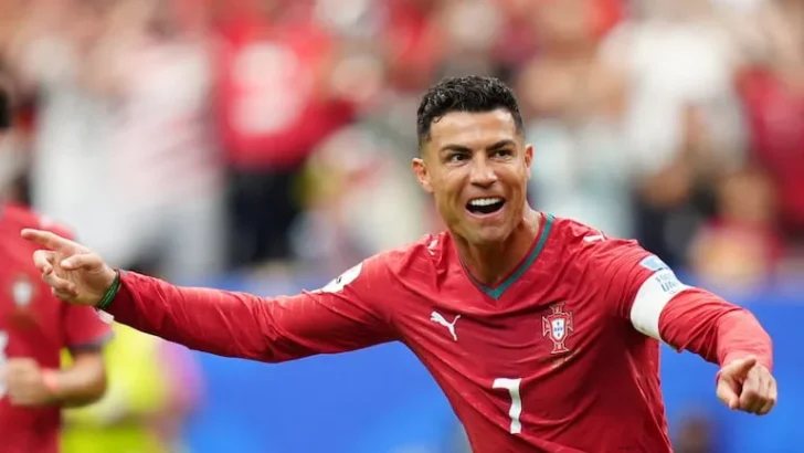 Cristiano Ronaldo firma doblete y Portugal aplasta 5-0 a Uzbekistán Cristiano Ronaldo firma doblete y Portugal aplasta 5-0 a Uzbekistán