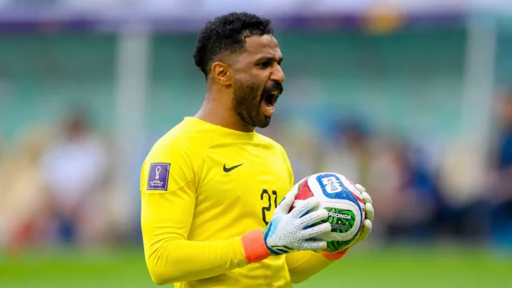 Uruguay evita la derrota y rescata un empate ante Arabia Saudita en su debut