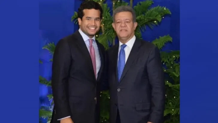 Omar construye imagen menos política y revela nombres para sus hijos Omar construye imagen menos política y revela nombres para sus hijos