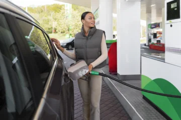 Experto pide impulsar la industria del etanol como biocombustible en RD