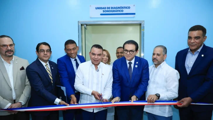 SNS instala en el Cabral y Báez el único densitómetro óseo de la Red Pública en la región Norte SNS instala en el Cabral y Báez el único densitómetro óseo de la Red Pública en la región Norte