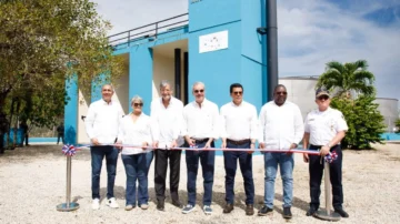 Abinader inaugura planta de tratamiento de aguas residuales para Juan Dolio y Guayacanes Abinader inaugura planta de tratamiento de aguas residuales para Juan Dolio y Guayacanes
