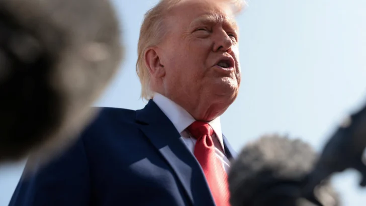 En directo: Trump amenaza con bombardear Irán y los hutíes tras ataque a petroleros en el mar Rojo