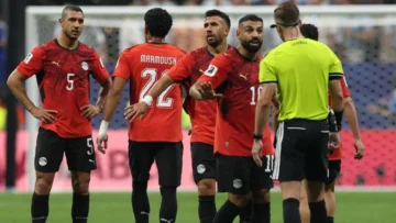 La furia y la desolación de Egipto tras su repentina derrota ante Argentina en los últimos minutos en los octavos del Mundial