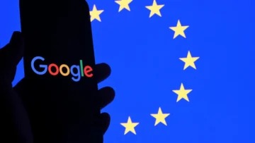 La UE multa a Google con 1.000 millones de dólares por violar las leyes antimonopolio La UE multa a Google con 1.000 millones de dólares por violar las leyes antimonopolio
