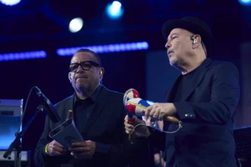 La salsa de Rubén Blades desborda el Jazz de Vitoria
