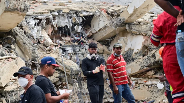 Asciende a casi 4.500 el saldo de fallecidos en Venezuela por los terremotos Asciende a casi 4.500 el saldo de fallecidos en Venezuela por los terremotos