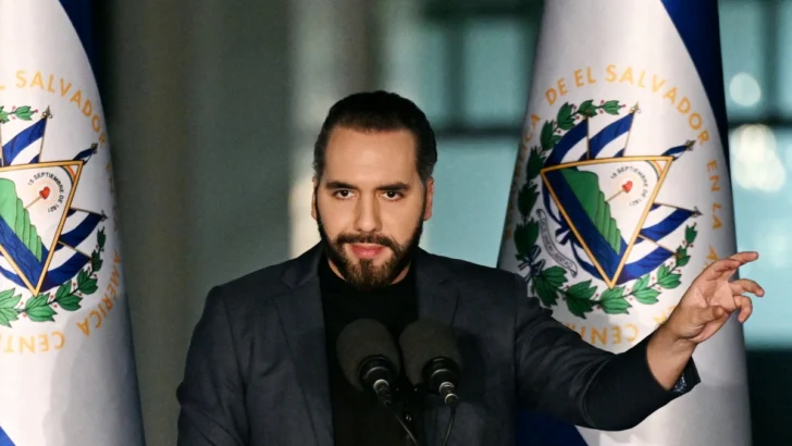 Bukele reivindica la “hermandad” con Venezuela mientras su tercera candidatura sacude la promesa de alternancia en El Salvador Bukele reivindica la “hermandad” con Venezuela mientras su tercera candidatura sacude la promesa de alternancia en El Salvador