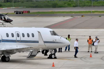 Expresidente hondureño condenado y devuelto a casa. ¿El venezolano Maduro lo logrará?