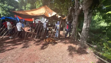 Agentes policiales impiden acceso a propietarios de terrenos donde se proyecta construir planta recicladora en Los Aguacates, La Cuaba