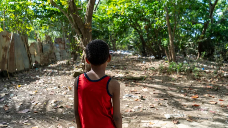 La infancia en el centro de la crisis climática: una deuda pendiente para República Dominicana