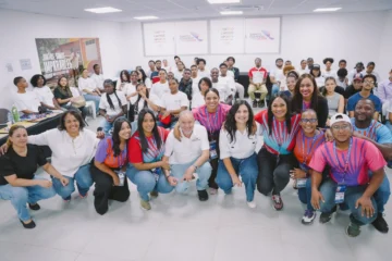 Santo Domingo 2026: Capacitan a cerca de 200 voluntarios para las ceremonias de premiación