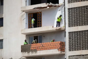 Caracas retoma la rutina entre el miedo y la tristeza un mes después del doble terremoto