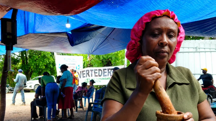 Mujeres sostienen el campamento comunitario en La Cuaba con jornadas de apoyo y alimentación