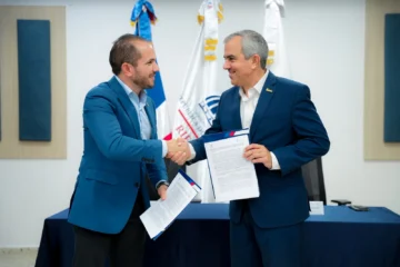 Gobierno impulsa el riego tecnificado para aumentar la productividad del tabaco