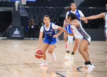Santo Domingo 2026: Panamá aplasta a Costa Rica en el inicio del baloncesto femenino