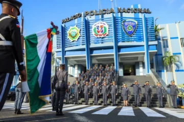 Policía pagó RD$ 7.3 millones en asesorías sin constancias de trabajos realizados; exdirectores justificaron nombramientos