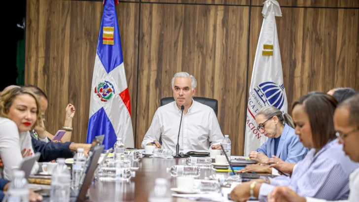 Educación asegura que avanza la preparación del año escolar 2026-2027 con foco en infraestructura y cupos