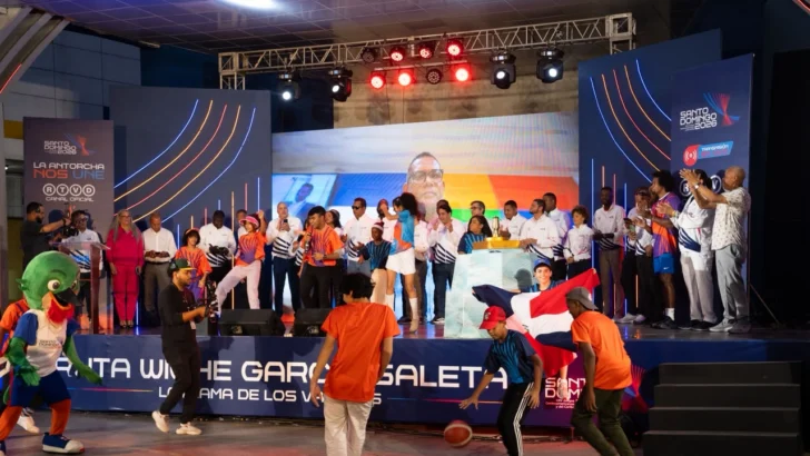 RTVD recibe la Antorcha de Santo Domingo 2026 como canal oficial de transmisión de los Juegos