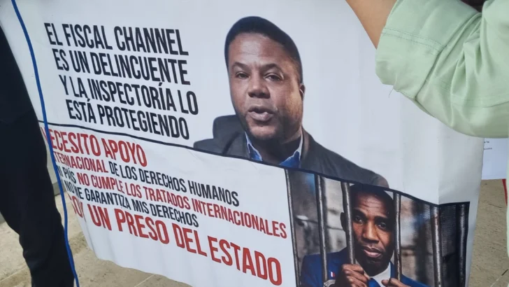 Dewin Stalin Batista exige investigar a fiscal de San Pedro de Macorís por presuntas irregularidades