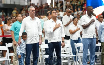 Abinader entrega remozado el Club Deportivo Dante Lemoniel en Los Alcarrizos Abinader entrega remozado el Club Deportivo Dante Lemoniel en Los Alcarrizos