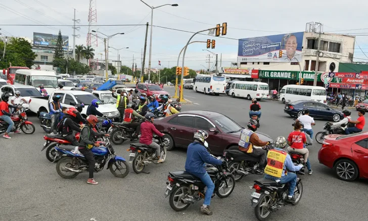 IMPRUDENCIA-EN-EL-TRANSITO-728x437