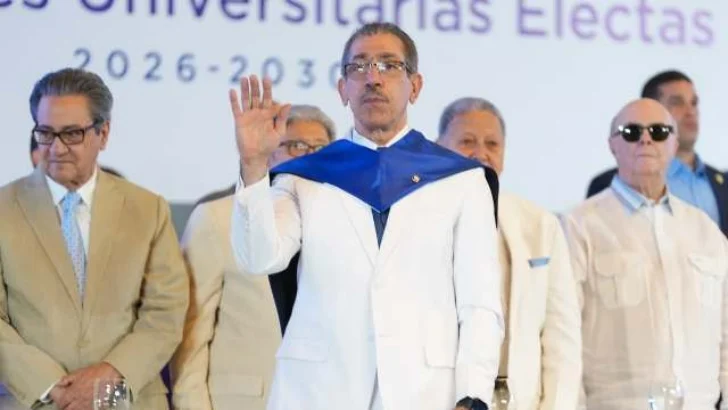 Asjana David asume como rector de la UASD y promete modernización e internacionalización de la academia Asjana David asume como rector de la UASD y promete modernización e internacionalización de la academia