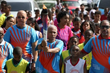 Santo Domingo 2026: Antorcha de los Juegos recorre clubes deportivos de la capital y reúne a glorias del deporte Santo Domingo 2026: Antorcha de los Juegos recorre clubes deportivos de la capital y reúne a glorias del deporte