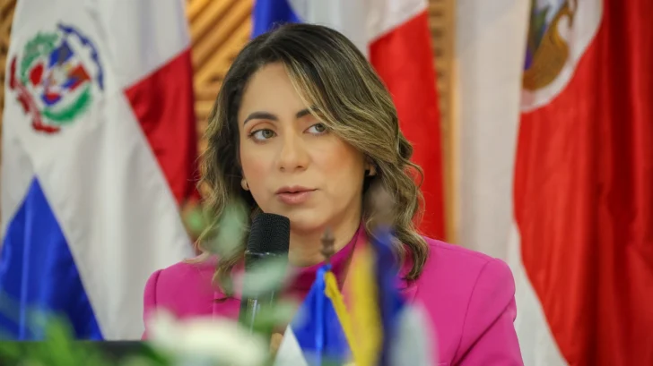 Gloria Reyes, ministra de la Mujer. Gloria Reyes, ministra de la Mujer.
