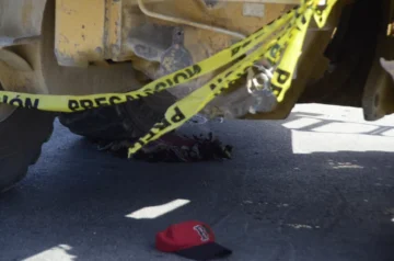 Lamentan muerte de joven atropellada por una grédar cuando iba al trabajo